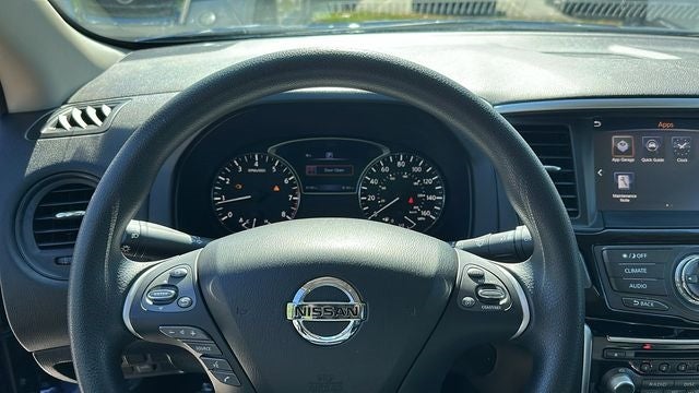 2017 Nissan Pathfinder S